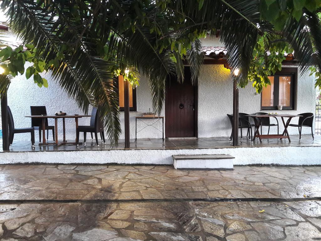 Kesi Holiday Home Potistika Bagian luar foto