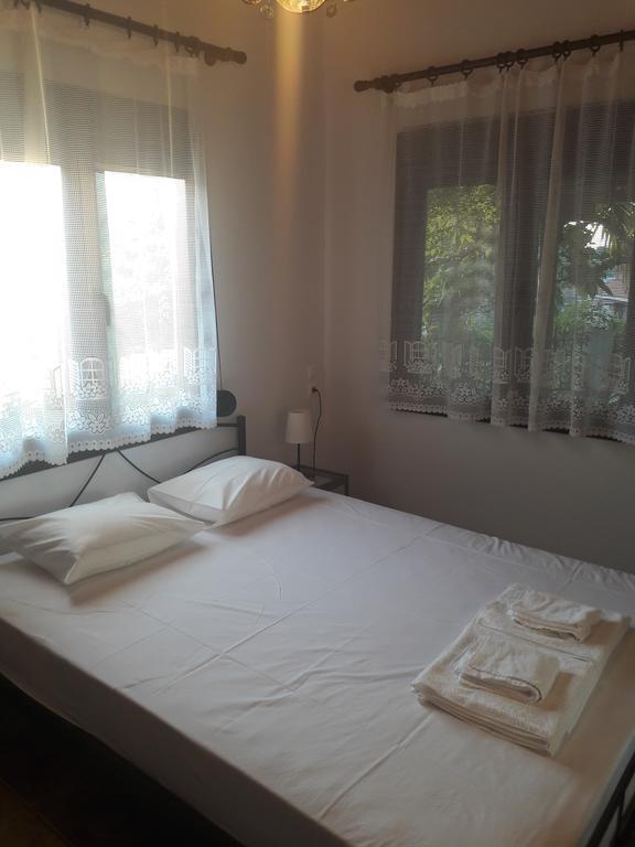 Kesi Holiday Home Potistika Bagian luar foto