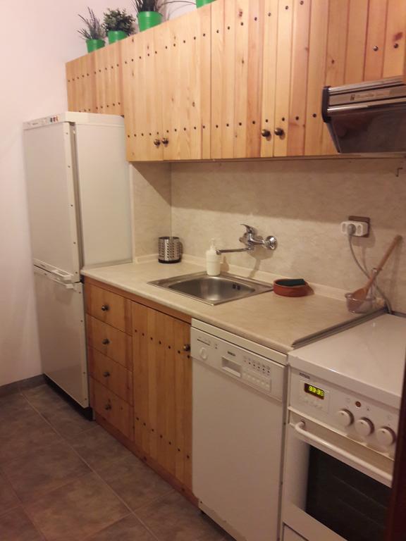 Kesi Holiday Home Potistika Bagian luar foto